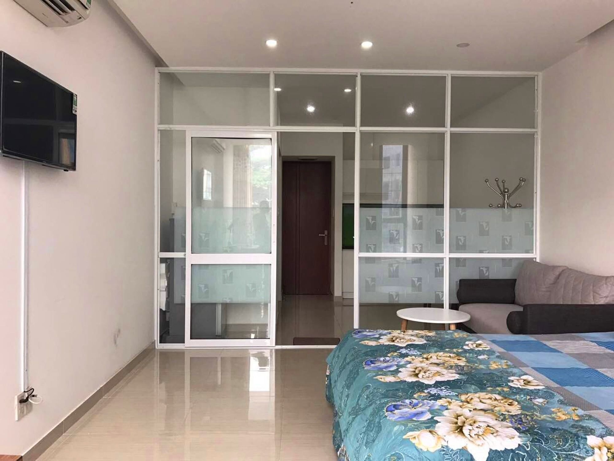 Smile Apartment 10 Хошимин Экстерьер фото